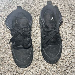 Toddler boy Nike’s size 12